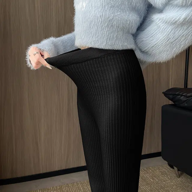 MM