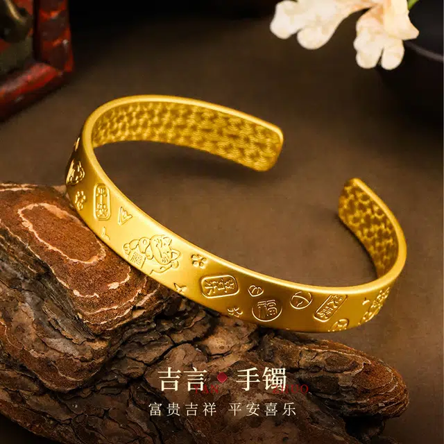 鸣钻国际 吉言开口手环 富贵吉祥 平安喜乐 福寿安康 光泽靓丽 细致纹路 取戴方便 随意调节 匠心打造 #好运 合金 手镯 男女同款情侣款