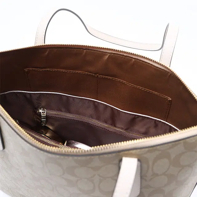 Zip Top Tote30