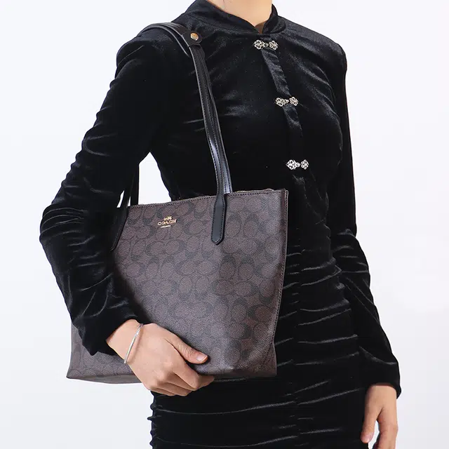 COACHZip30