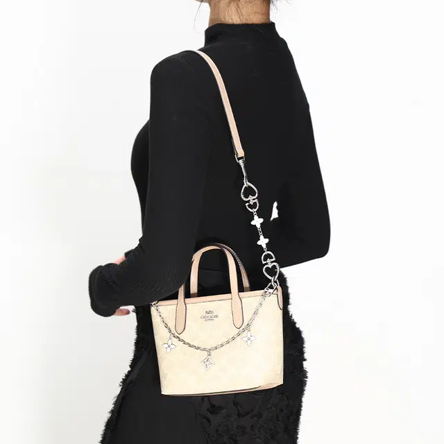 City 15Tote