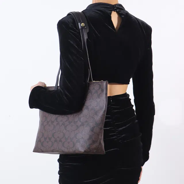 COACHZip30