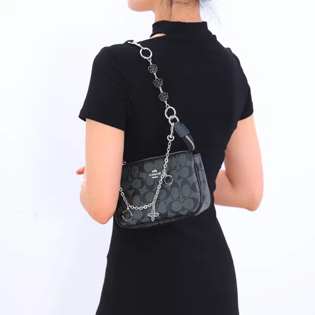 nolita 19coach