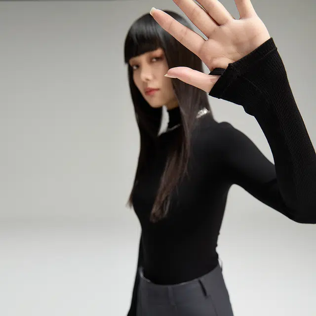 美力城 半高领打底衫修身套头针织衫 女款