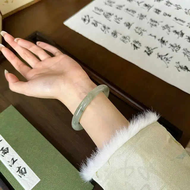 华熹福珠宝 青山黛翠玉美人镯平安新中式古风国潮清冷优雅高级感气质温婉旗袍汉服 天山翠 手镯 女款