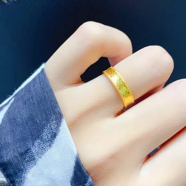 华熹福珠宝 小众设计简约时尚百搭小圆点素圈指环 足金 一口价 戒指 女款