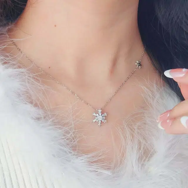 S925
