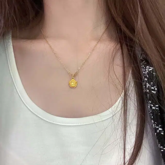 华熹福珠宝 玫瑰花小清新浪漫轻奢精致甜美森系高级感设计锁骨链 足金 一口价 项链 女款