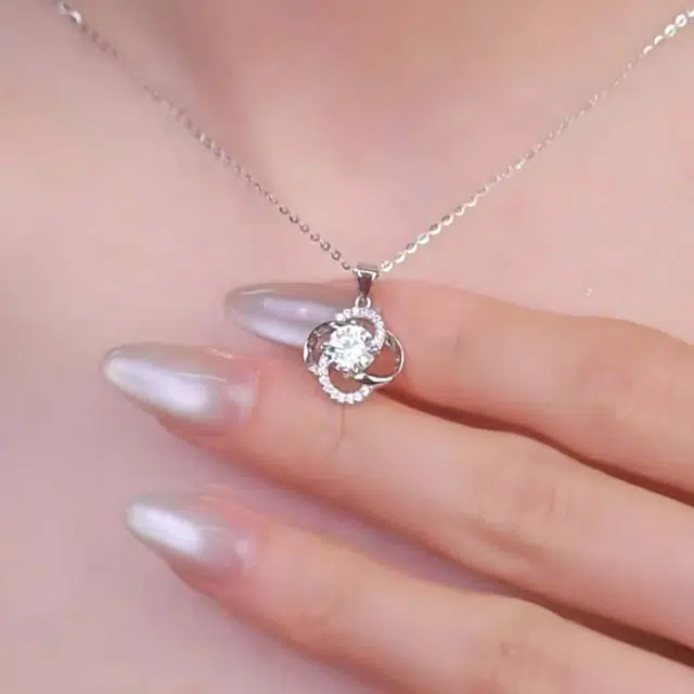 S925