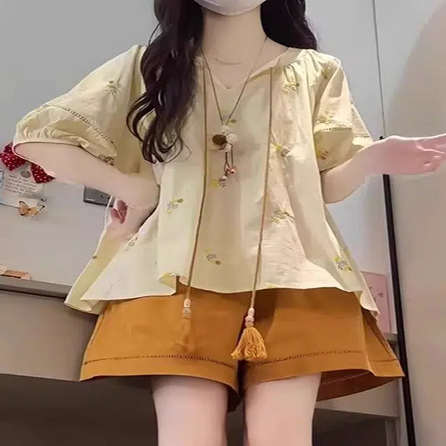 米囹夏季多巴胺穿搭套装女 绝美减龄设计风泡泡袖衬衫显瘦阔腿短裤 青少年