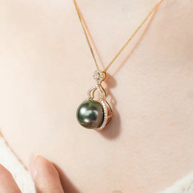 AKOYA
