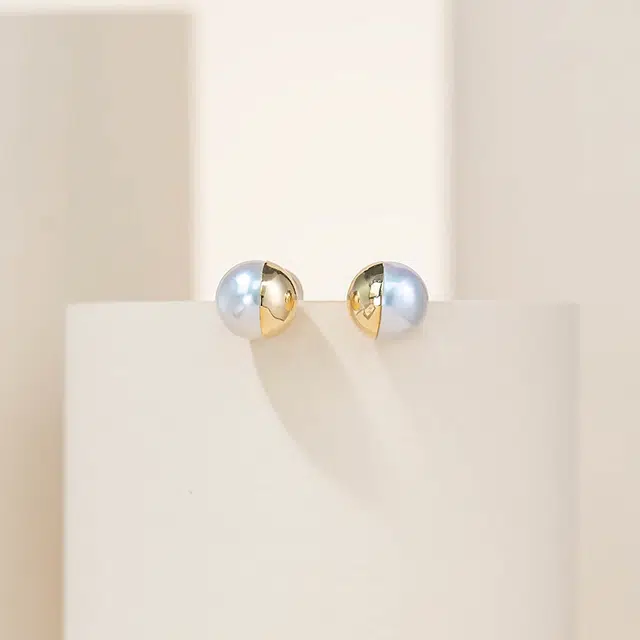 AKOYA 18K7.5-8