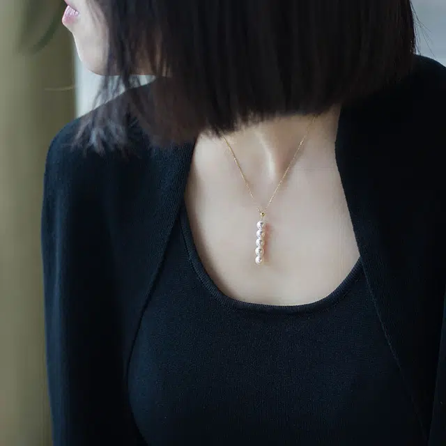 AKOYA