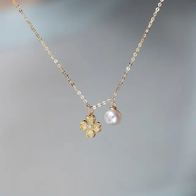 AKOYA 18K5.5-6