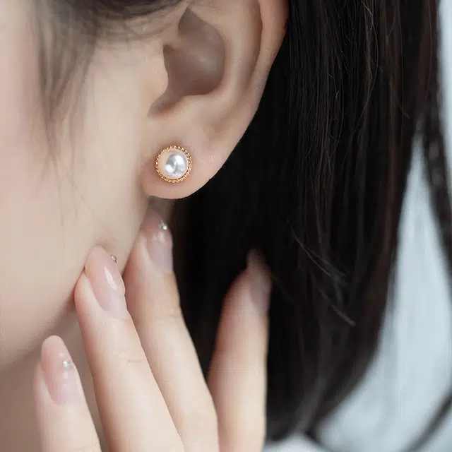 AKOYA 18K6-6.5