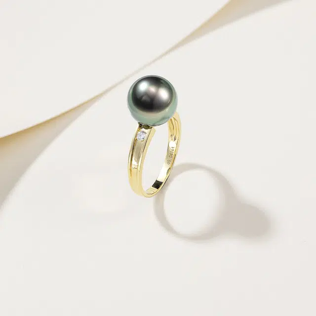AKOYA 18K