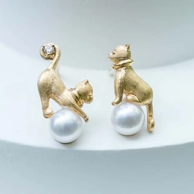 AKOYA 18K5-5.5