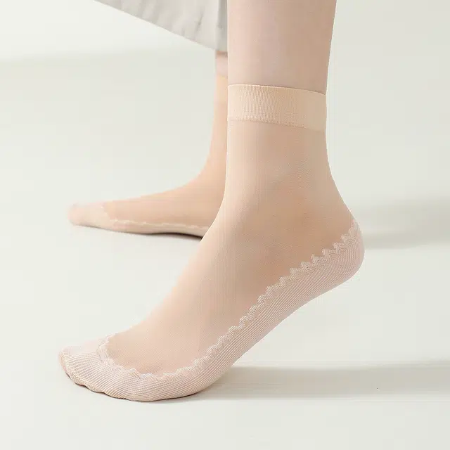 JUNEROSE 10