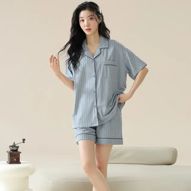 欧迪芬 透气凉感舒适休闲简约条纹短袖三分裤睡衣套装 男女同款 蓝色