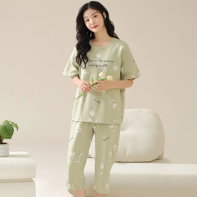 欧迪芬 纯棉圆领自带胸垫短袖松紧腰长裤睡衣套装 女款 绿色