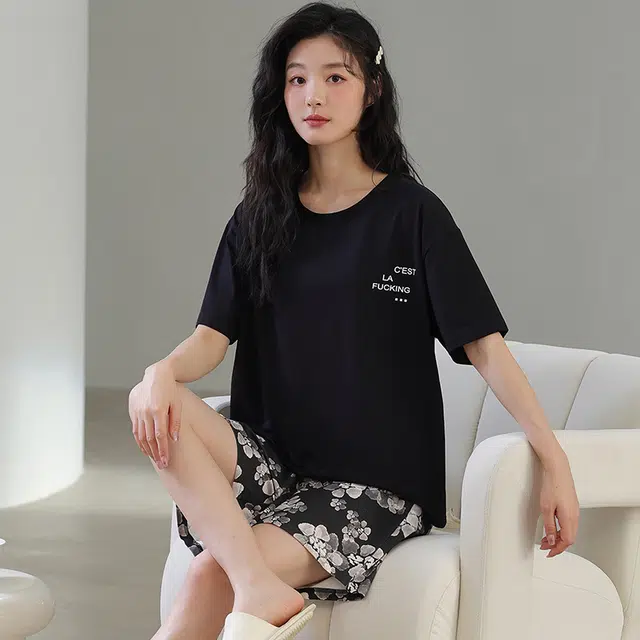 欧迪芬 圆领亲肤柔软不起球条纹碎花小清新居家舒适可外穿家居服短袖三分裤睡衣套装 女款