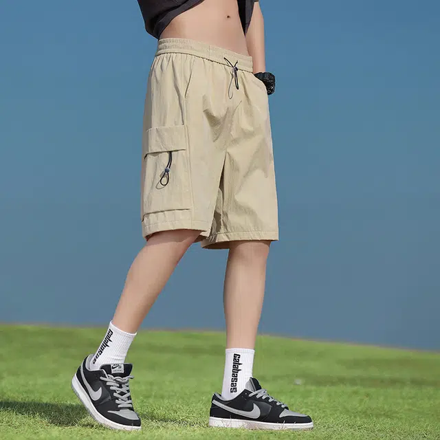 雅鹿 纯色中腰系带宽松五分休闲短裤 男款