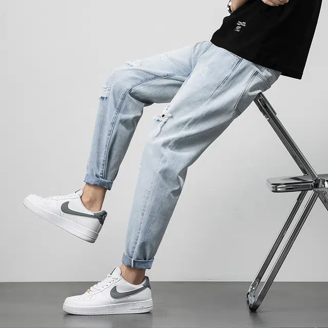 雅鹿 美式高街复古百搭水洗破洞修身直筒牛仔裤 男款 浅蓝