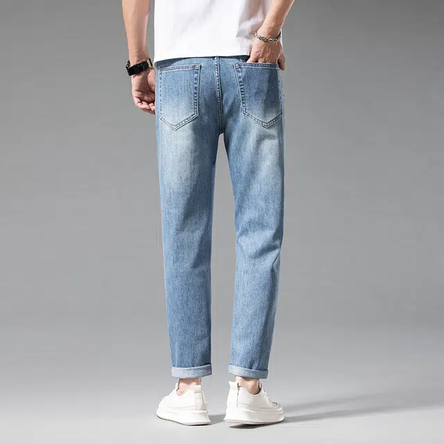 雅鹿 美式休闲直筒水洗耐磨垂感百搭中腰九分牛仔裤 男款 浅蓝