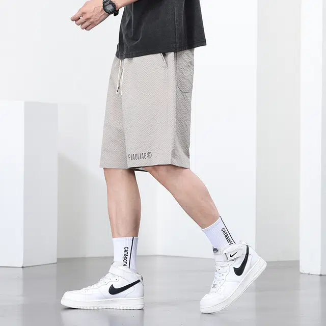 雅鹿 薄款工装运动篮球裤中腰宽松系带纯色简约五分休闲短裤 男款