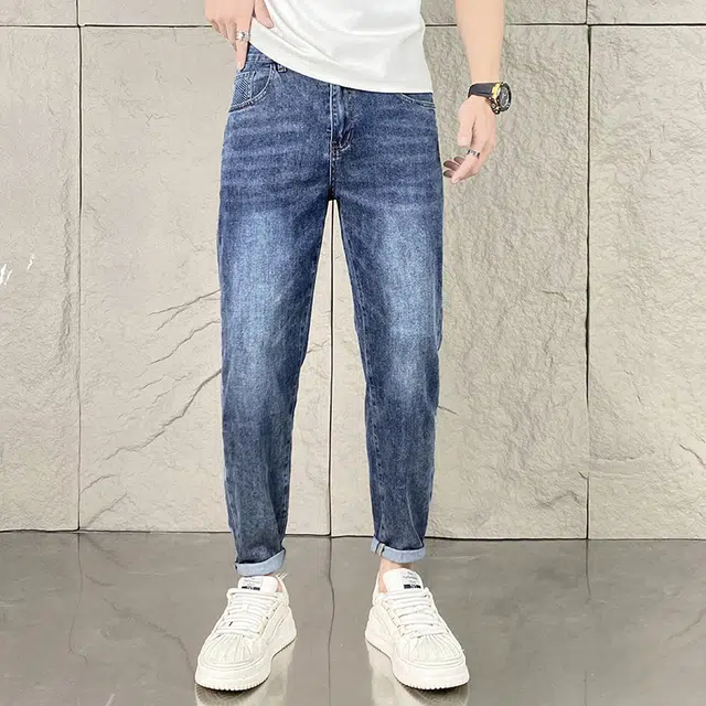 雅鹿 水洗耐磨百搭复古怀旧休闲中腰修身舒适九分牛仔裤 男款 浅蓝