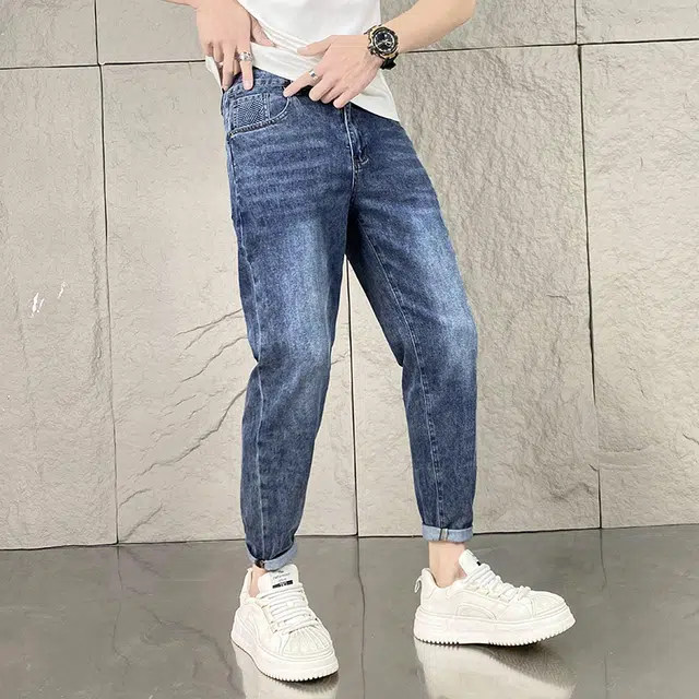 雅鹿 水洗耐磨百搭复古怀旧休闲中腰修身舒适九分牛仔裤 男款 浅蓝