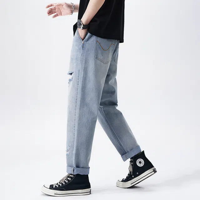 雅鹿 直筒宽松破洞水洗牛仔裤 男款 浅蓝