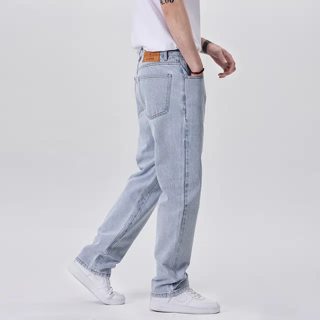 雅鹿 休闲水洗耐磨美式高街百搭宽松直筒牛仔裤 男款 晴空蓝