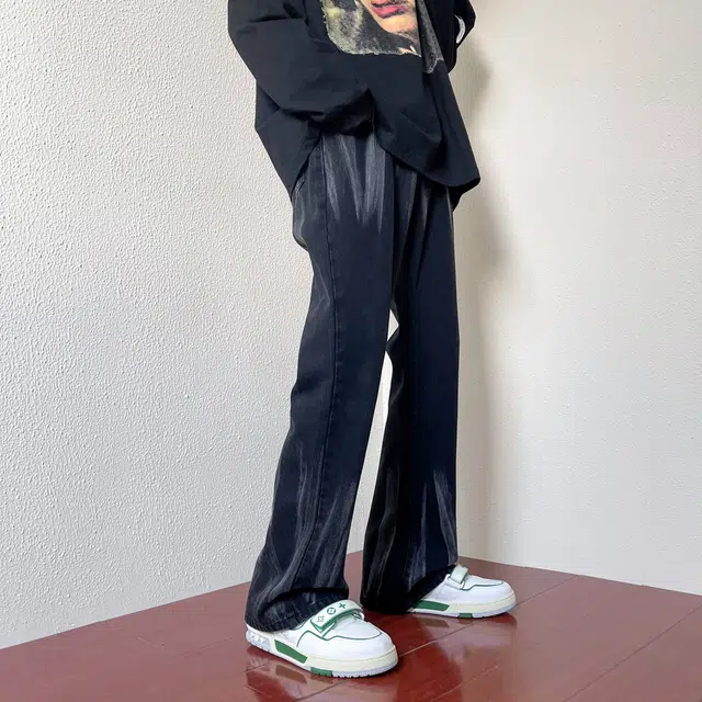 雅鹿 做旧中腰拉链宽松阔腿牛仔裤 男女同款 黑色
