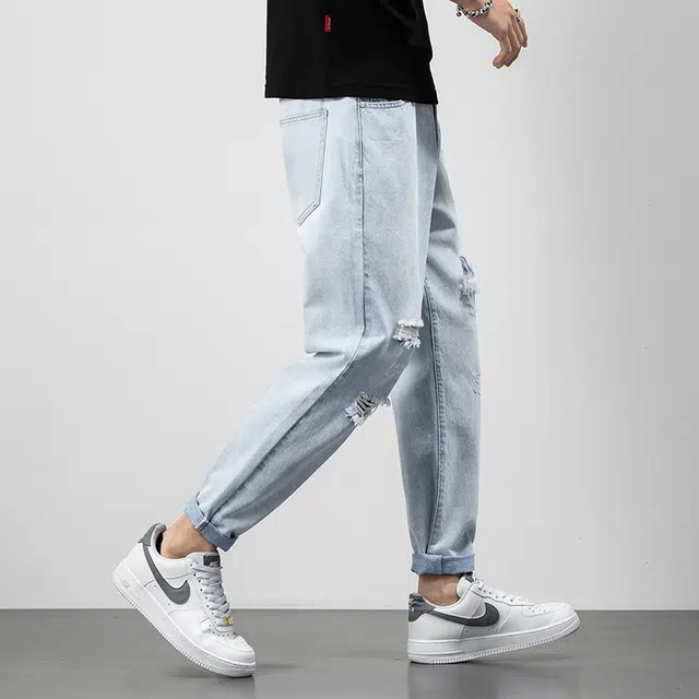 雅鹿 美式高街复古百搭水洗破洞修身直筒牛仔裤 男款 浅蓝