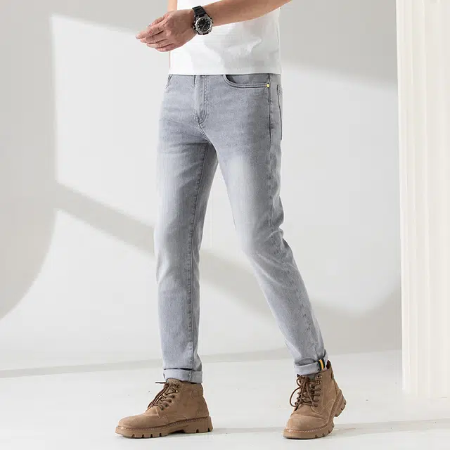 雅鹿 浅色直筒修身百搭休闲中腰水洗耐磨复古做旧牛仔裤 男款 灰白