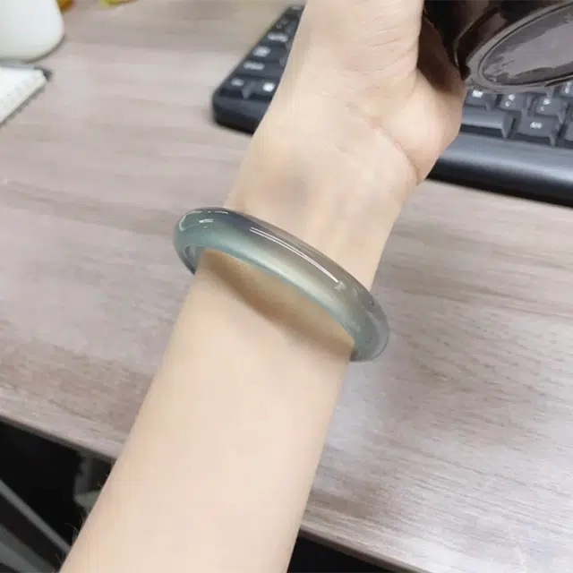 谧月珠宝 新中式国潮古风清冷感汉服旗袍正圈库里蓝 遇见美好甜蜜饰爱古典雅致设计轻奢通勤 玛瑙 玉石手镯 女款
