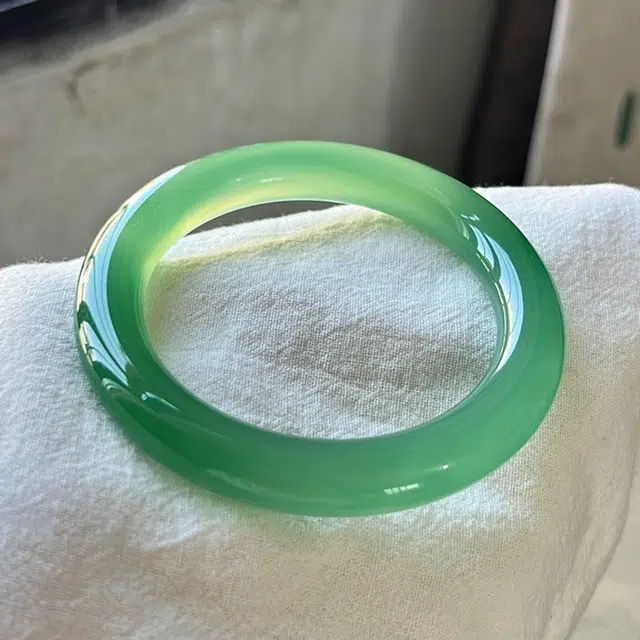 谧月珠宝 新中式国潮复古风汉服古风清冷高级感 轻奢 小众设计简约 气质显白 款优雅大气 玛瑙 玉石手镯 女款