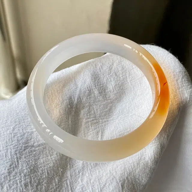 谧月珠宝 一口蛋黄 简约精致甜美国风古韵轻奢气质优雅 小清新森系小众设计新中式国潮 旗袍汉服 玛瑙 玉石手镯 女款