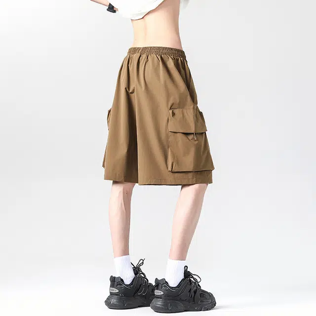 八哥 美式夏季复古街头高街风纯色基础款松紧抽绳五分裤时尚百搭侧面大口袋设计宽松舒适透气休闲短裤 男女同款