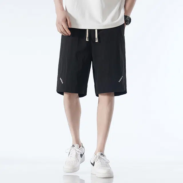 八哥 街头美式高街风基础款字母印花款式百搭时尚松紧宽松透气直筒五分裤休闲短裤 男女同款