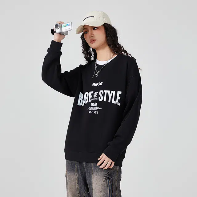 八哥 字母印花时尚宽松百搭圆领卫衣 男女同款