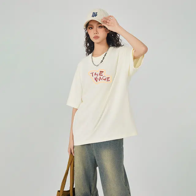 logo T