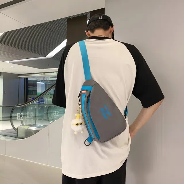 米囹 休闲系可爱包初中高中 多功能设计  小清新 斜挎包 中号 灰色/黑色/白黄色/白蓝色