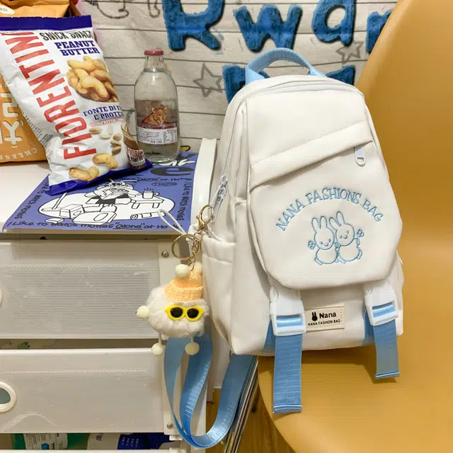 米囹 韩版时尚质地耐磨 可爱兔子图案运动复古  轻盈 斜跨包 中号 白色加公仔/黑色加公仔/粉红色加公仔/紫色加公仔/绿色加公仔