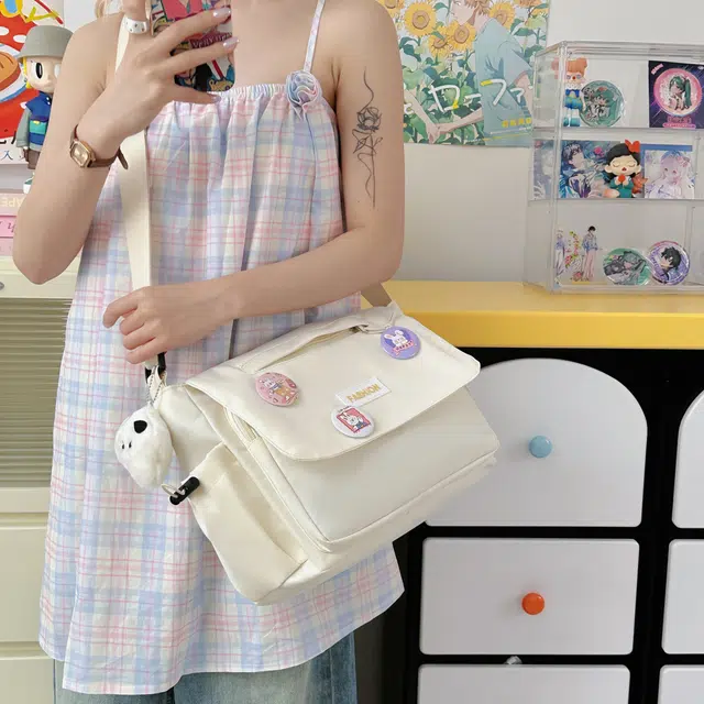 米囹 经典简约风 多色潮搭 复古出行 时尚单品初中高中男女同款 轻盈 斜跨包 常规 白色/黑色/绿色/浅蓝色