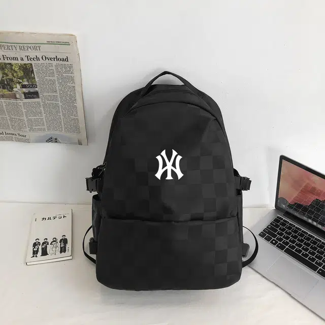 米囹 方格细节酷大容量肩带舒适 个性设计百搭秋时光 男女同款 轻盈 双肩包 黑色