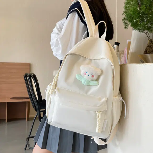 米囹 别样潮萌毛绒小熊点睛穿搭 秋时光加宽肩带舒适男女同款 轻盈 双肩包 常规 乳白色/黑色/粉红色/浅黄色/浅绿色