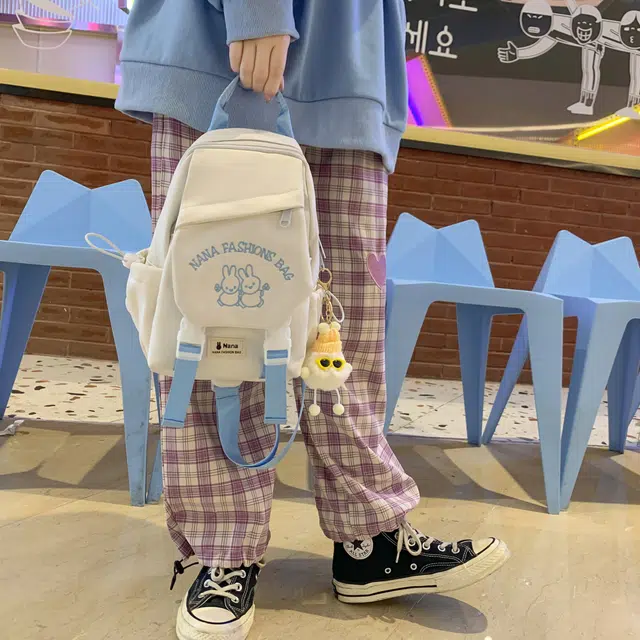 米囹 韩版时尚质地耐磨 可爱兔子图案运动复古  轻盈 斜跨包 中号 白色加公仔/黑色加公仔/粉红色加公仔/紫色加公仔/绿色加公仔