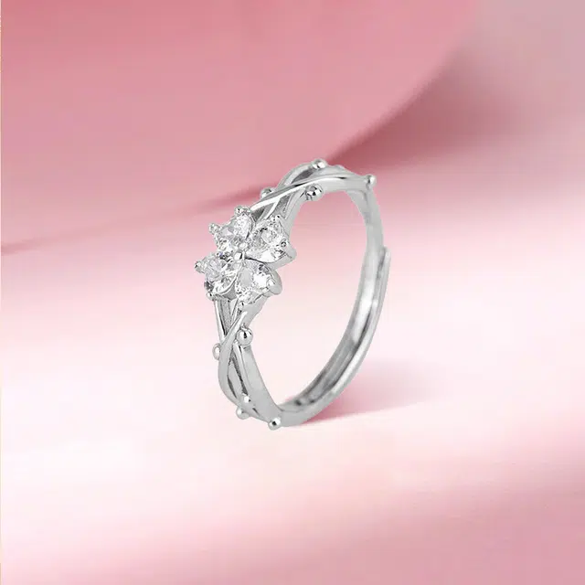 925